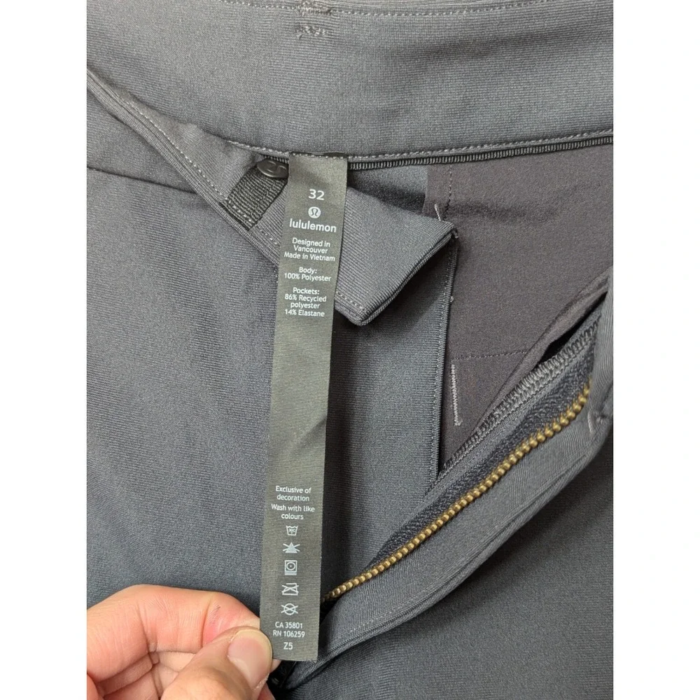 Lululemon Commission Pant Slim Mens 32 Dark Grey Tech Commuter Golf Trousers